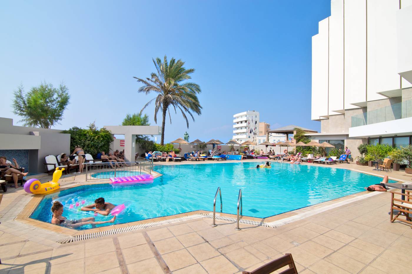 Blue-Sky-City-Beach-Hotel---Adults-Only-Pool-4