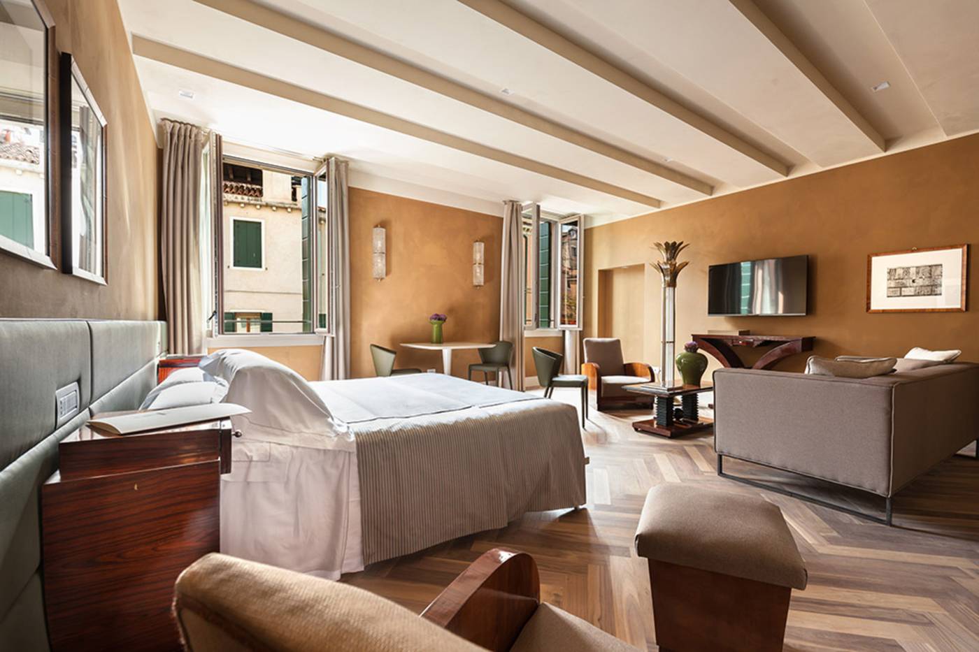 Liassidi-Wellness-Suites-Room-1