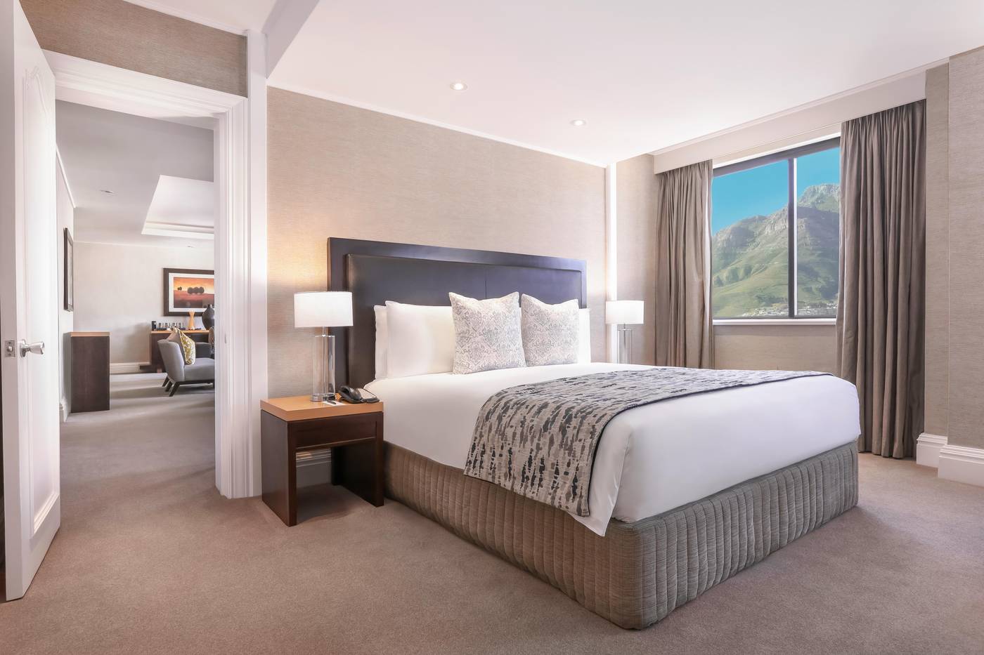 Southern-Sun-Cape-Sun-Room-25