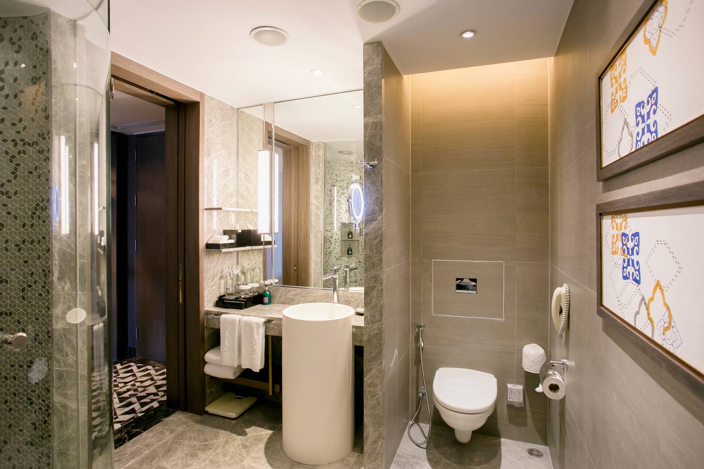 Centara-Grand-at-CentralWorld-Room-67