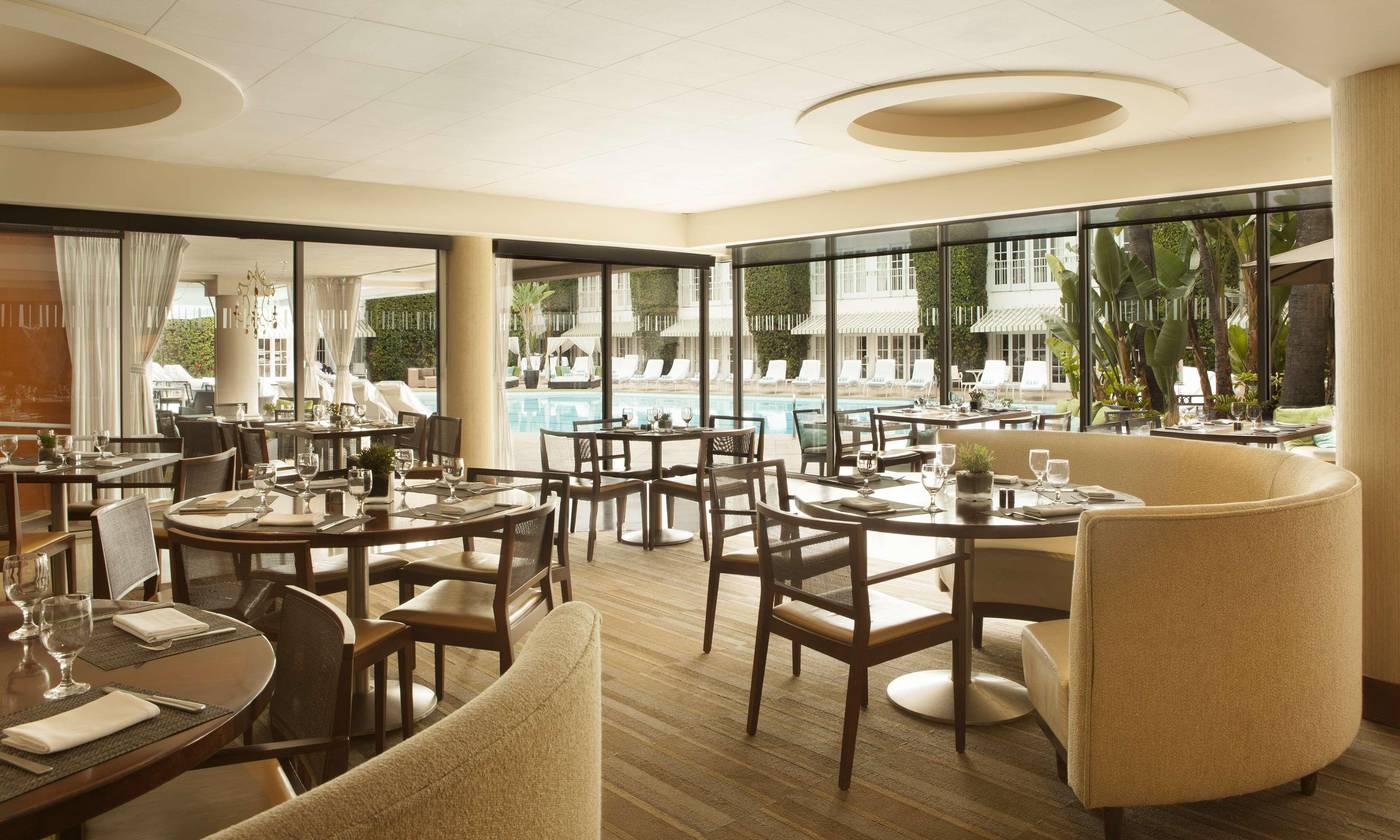 Beverly-Hilton-Restaurant-17