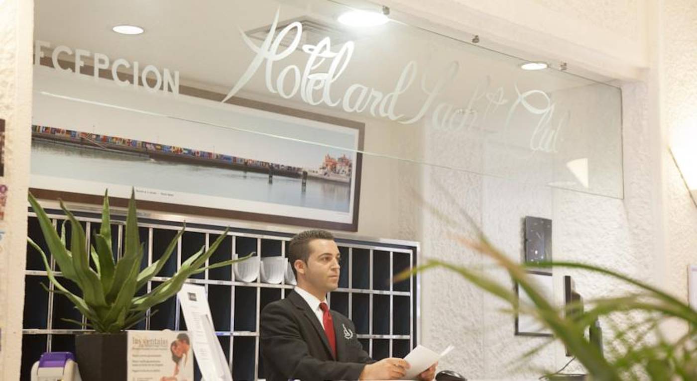 Puerto-Sherry-Lobby-41