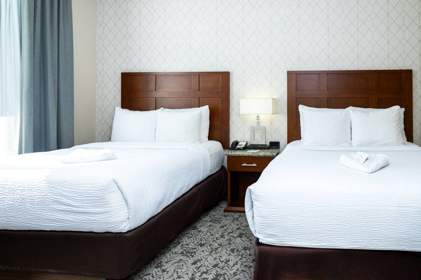 Quality-Inn---Suites-Downtown-Vancouver-Room-20