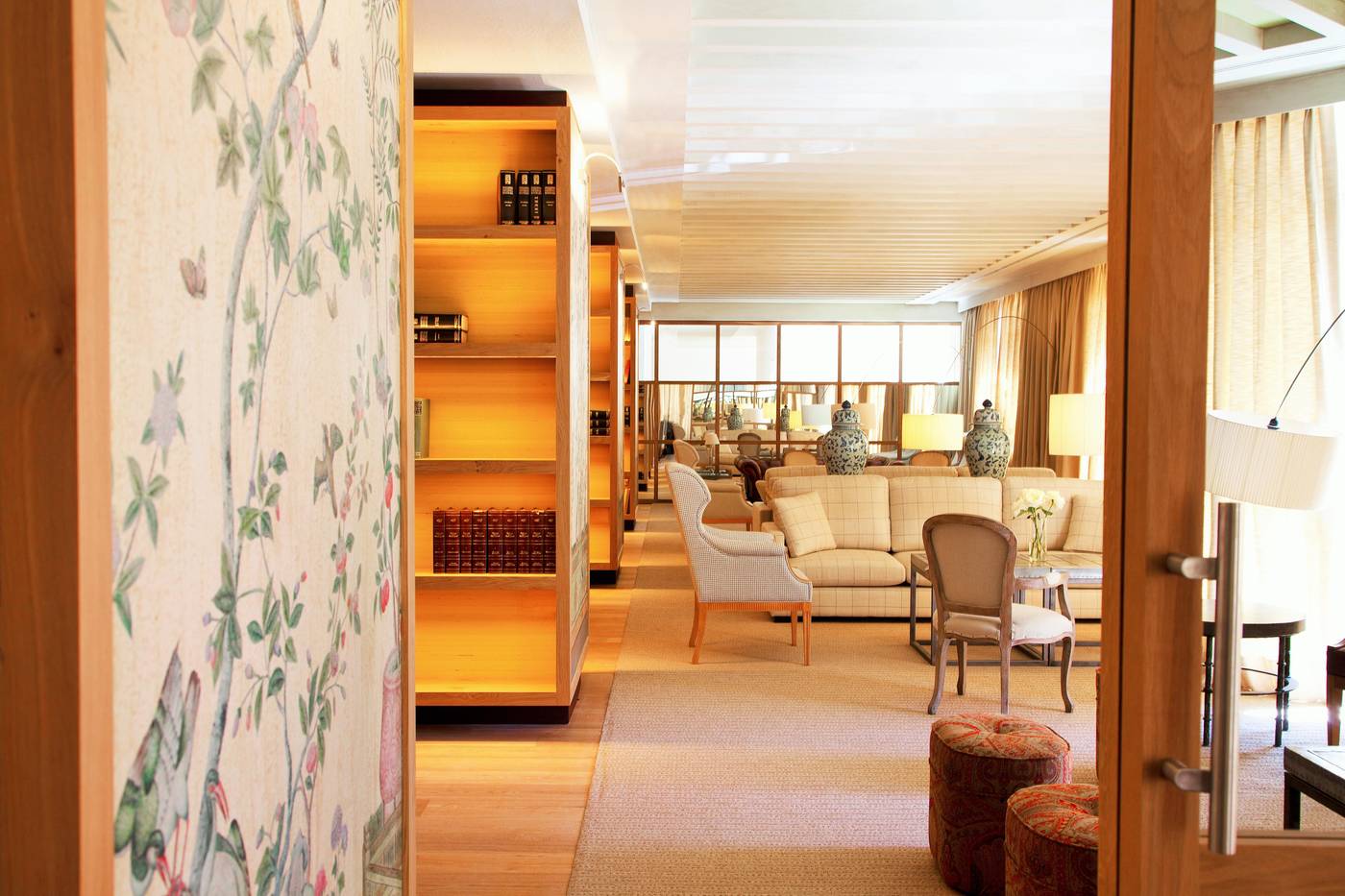 Urso-Hotel---Spa-Lobby-16