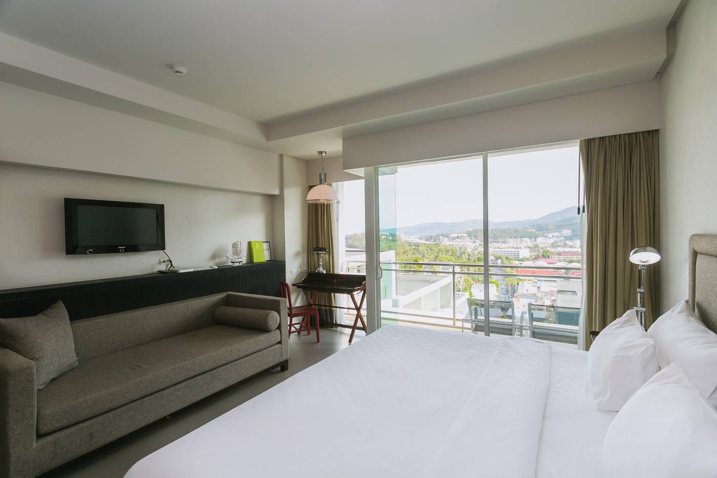 Sugar-Palm-Grand--Hillside-Room-36