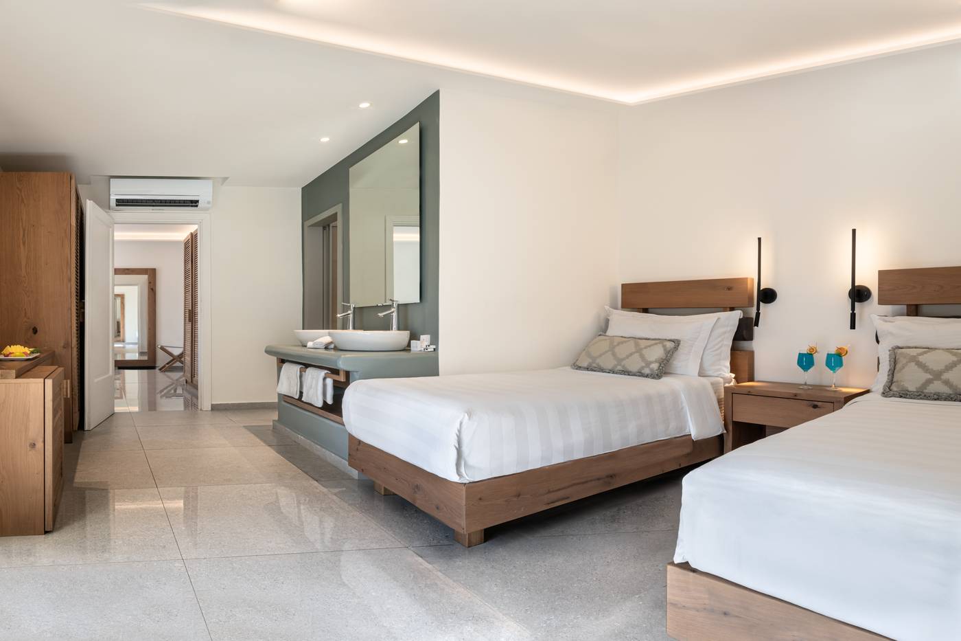 Petinos-Hotel-Room-29