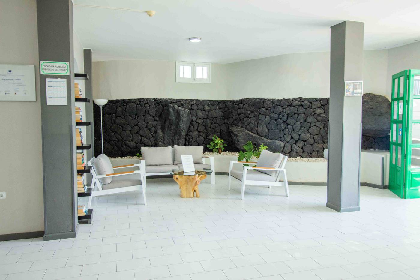 La-Pe----ita-Lobby-60