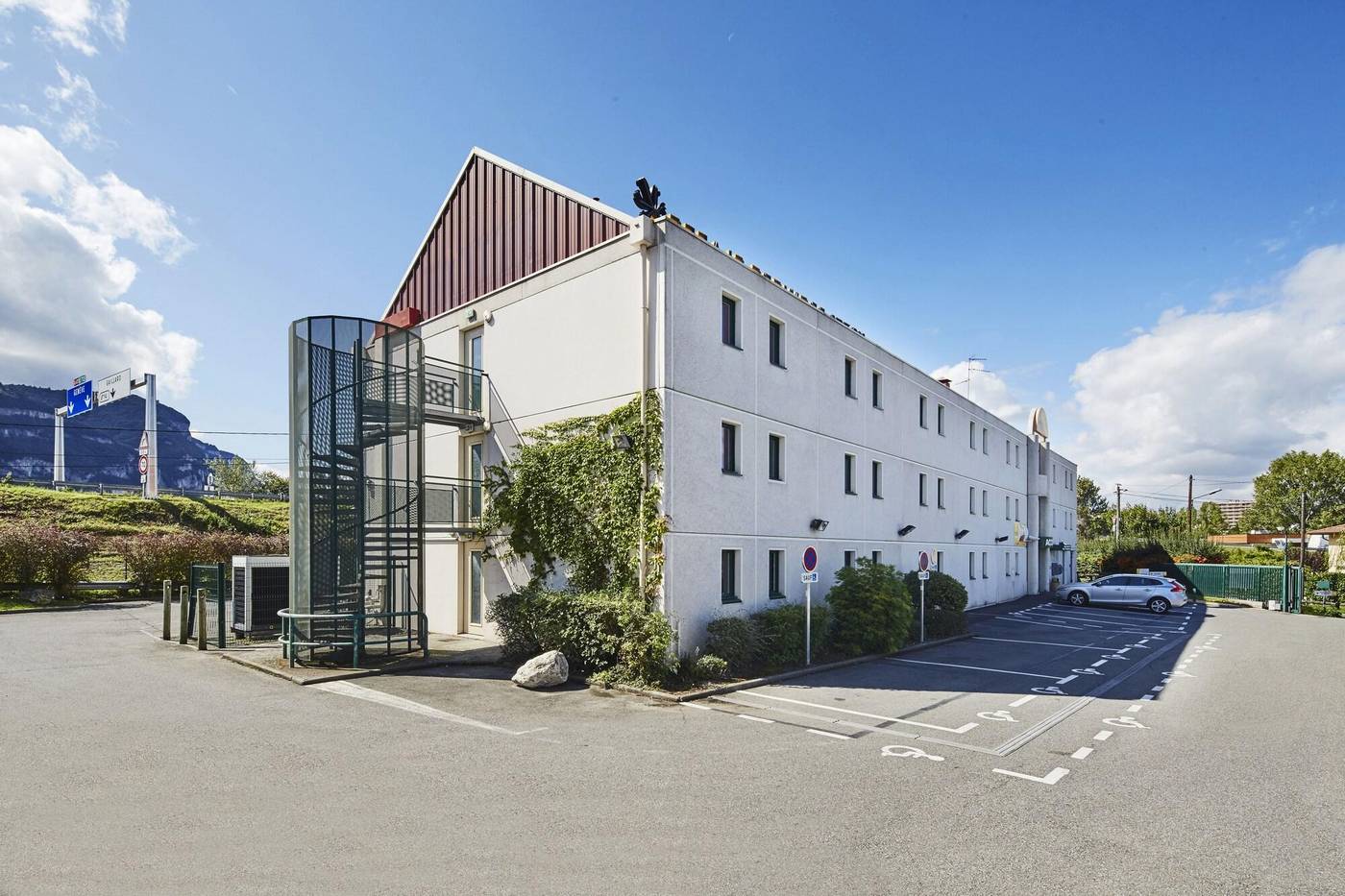 Kyriad Direct Annemasse - Genève-France-Gaillard-General view-3