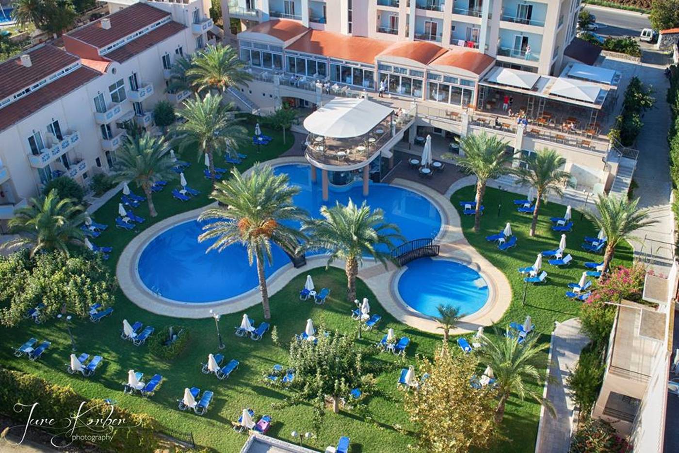Selini-Suites-General-view-1