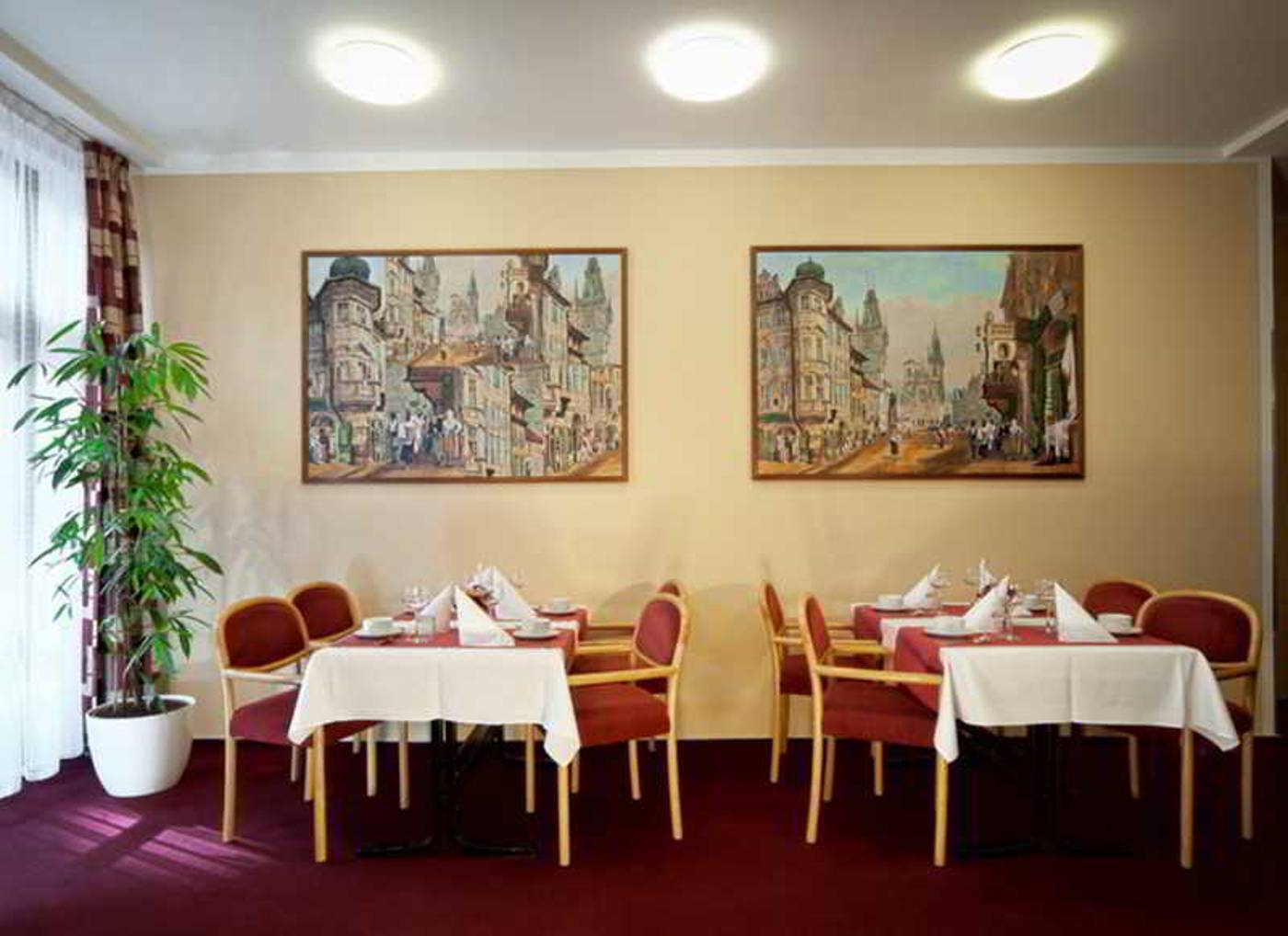 Globus-Restaurant-9