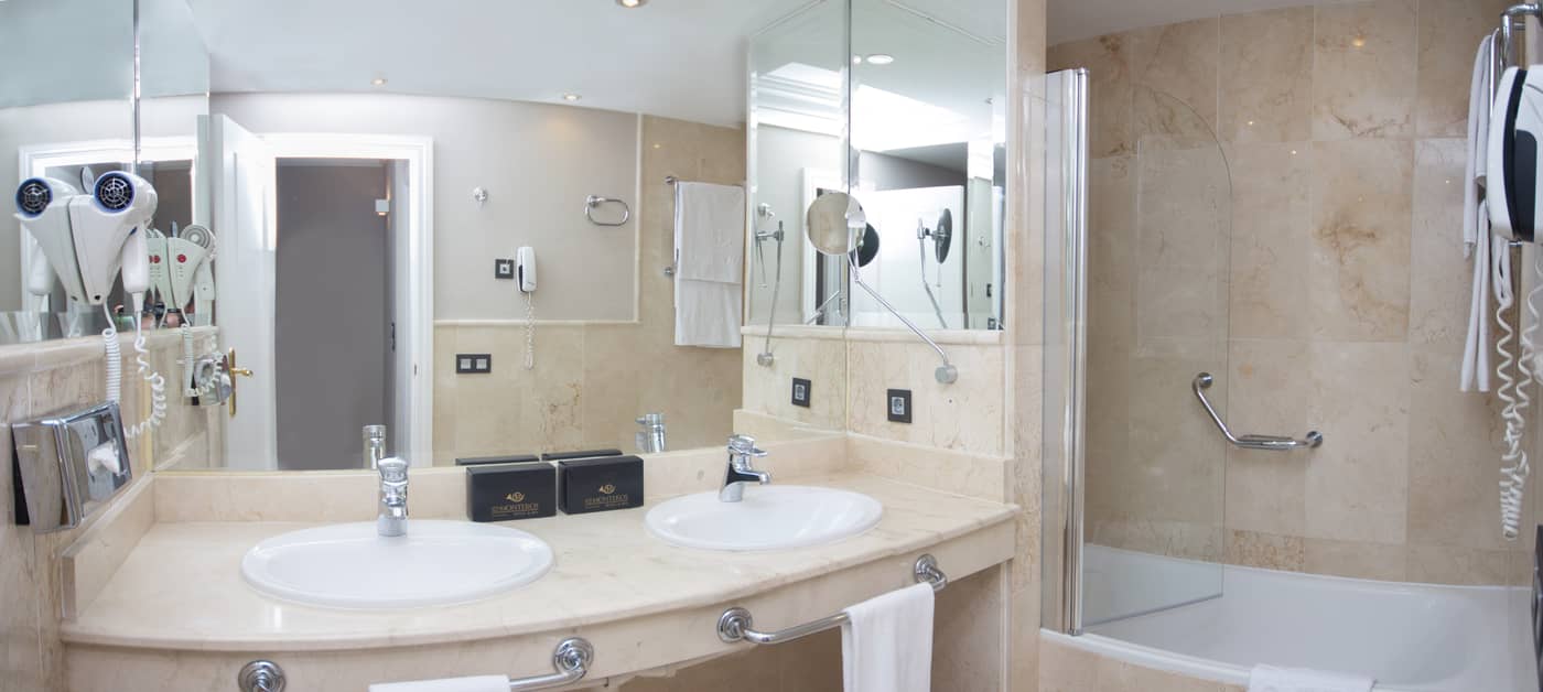 Los-Monteros-Room-47