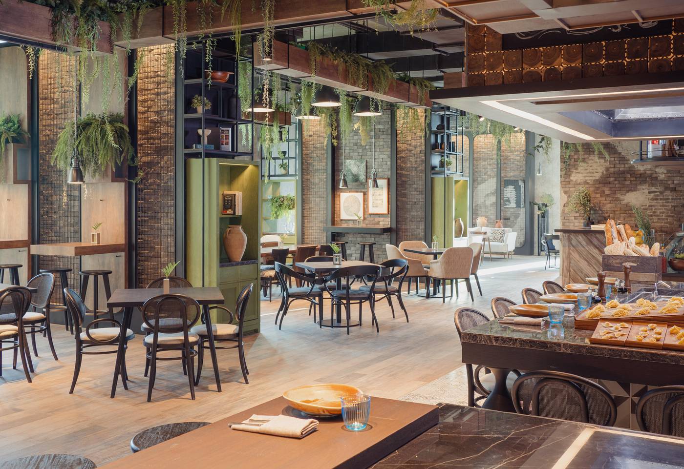 Kimpton-Maa-Lai-Hotel-Bangkok-Restaurant-13