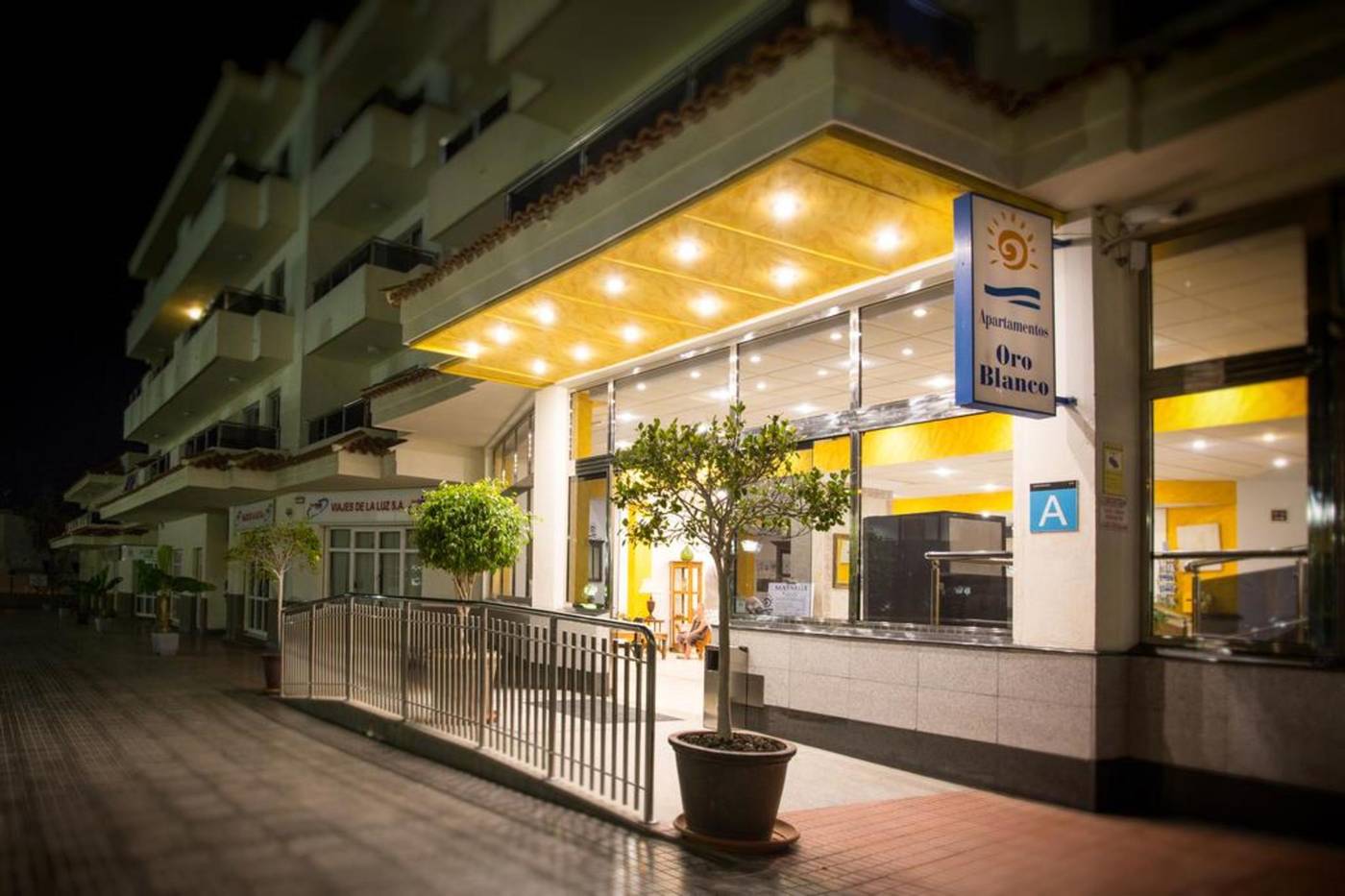 Oro-Blanco-Apartments-General-view-17