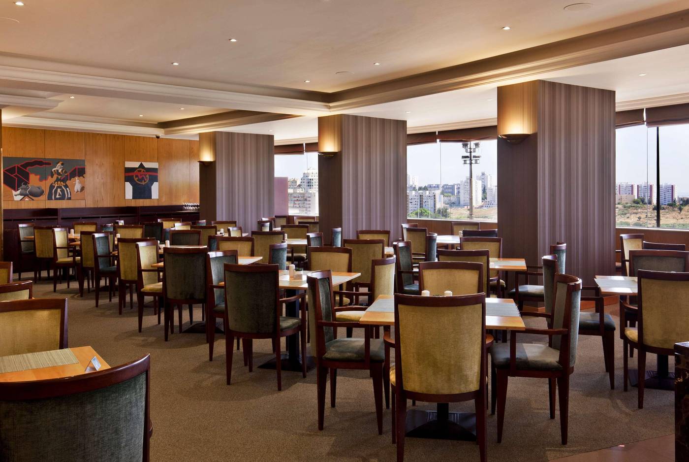 Ramada-by-Wyndham-Lisbon-Restaurant-15