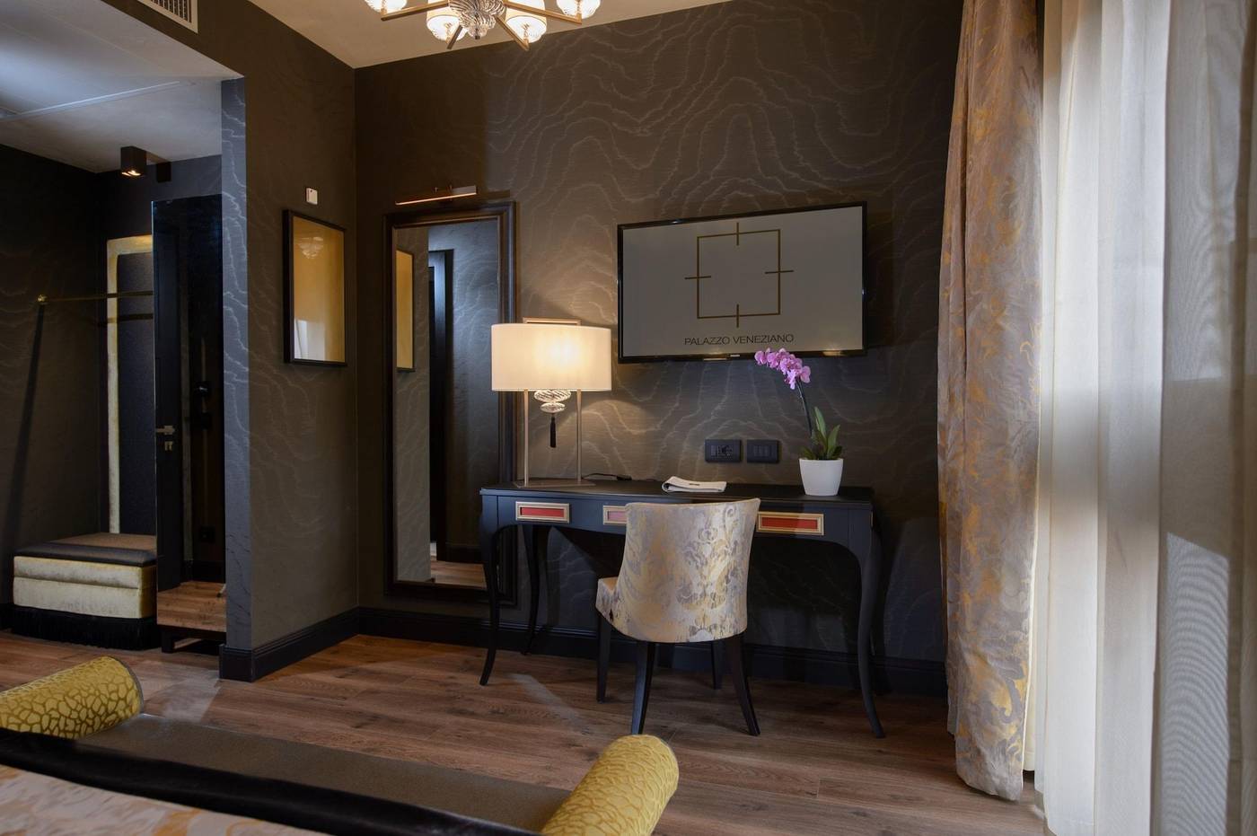 Palazzo-Veneziano-Room-50