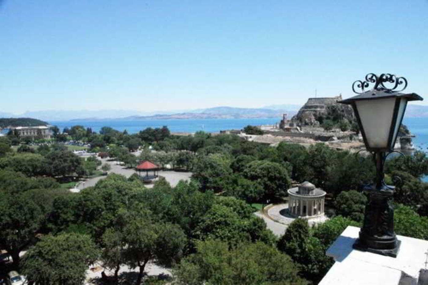 Cavalieri-Terrace-25