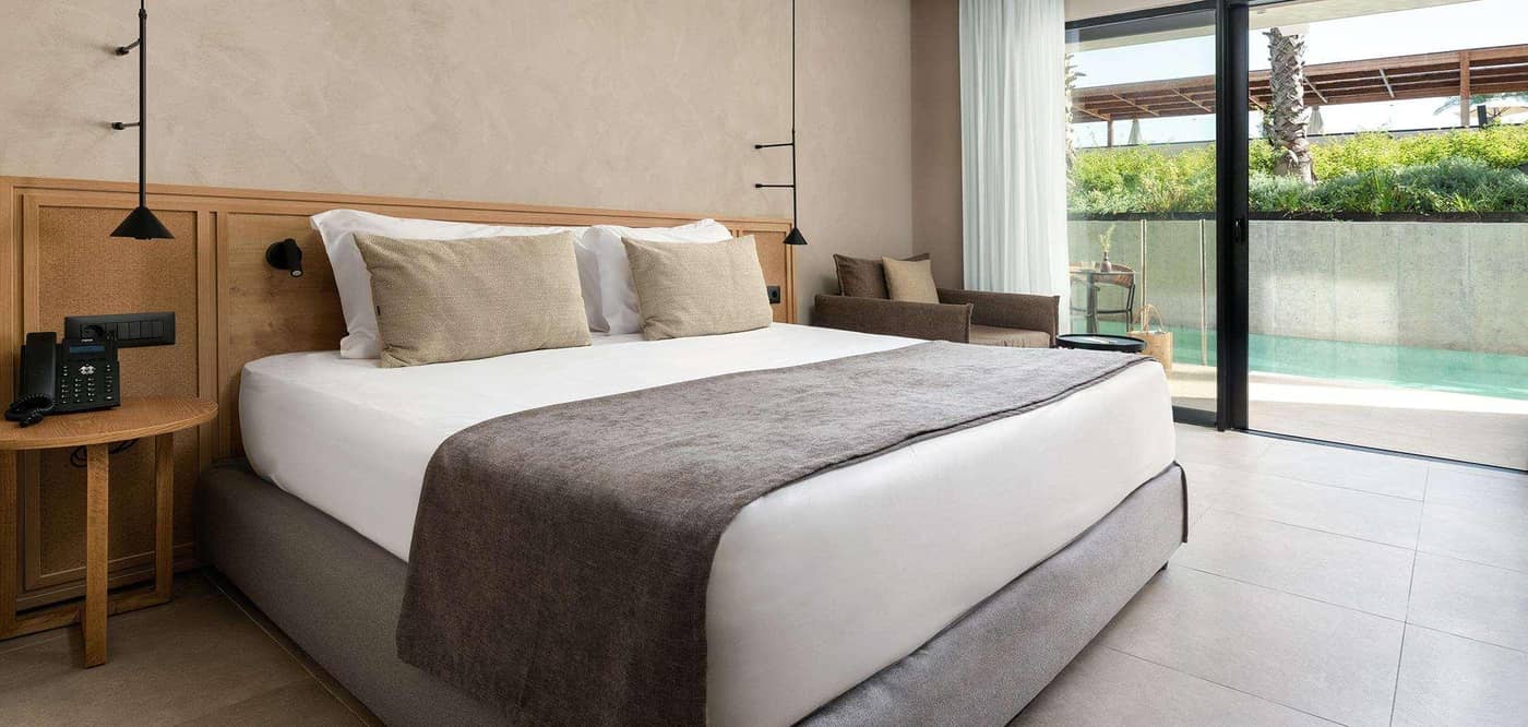 Helea-Lifestyle-Beach-Resort-Room-33