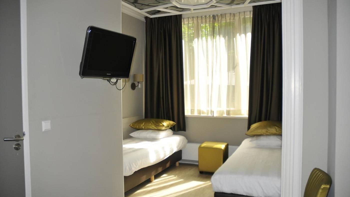 Apple-Inn-Hotel-Room-13