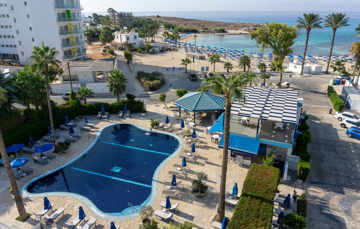 Anonymous-Beach-Hotel-General-view-1