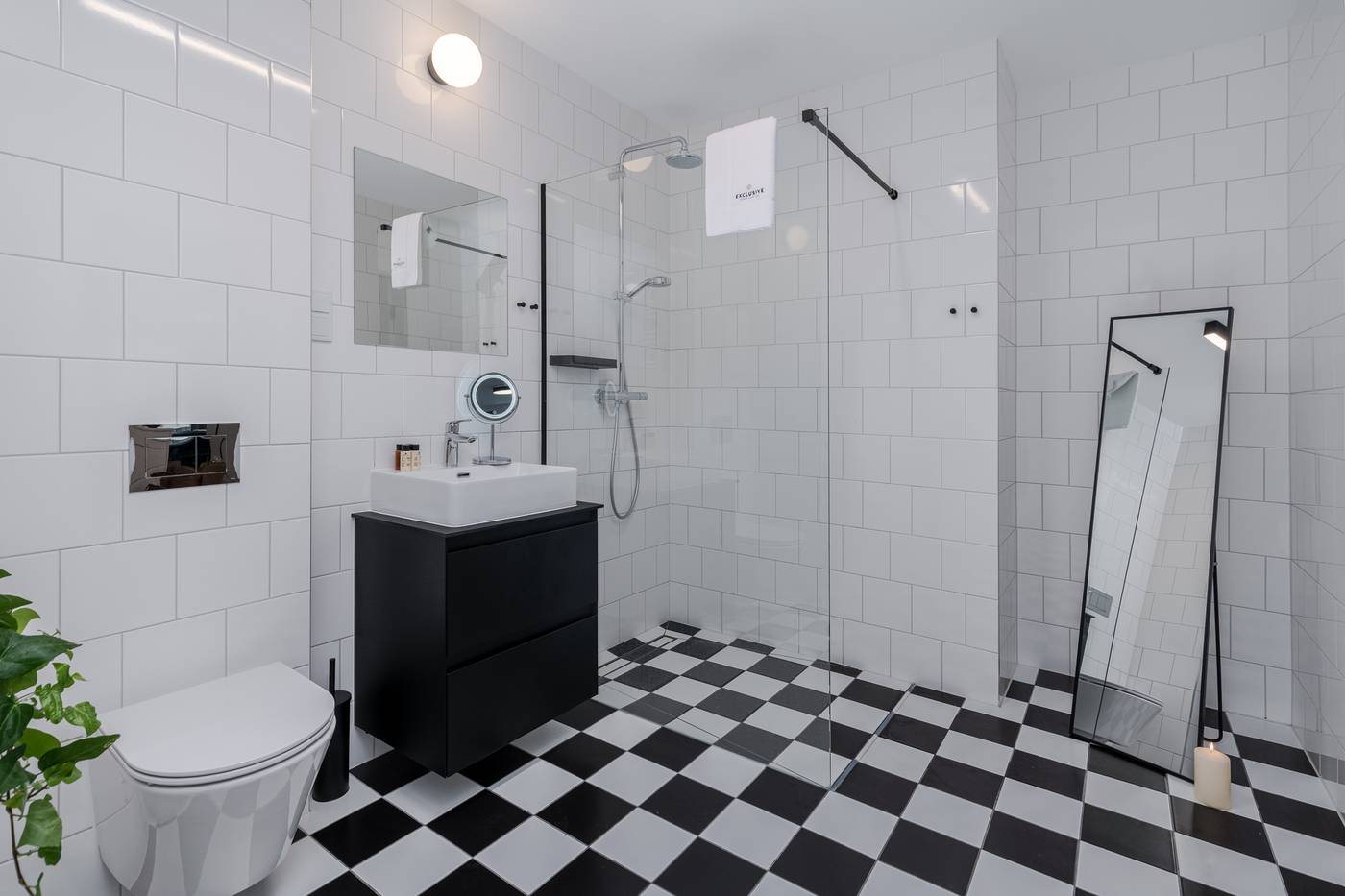 EXCLUSIVE-Aparthotel-Krakow-Lubicz-40-Room-61