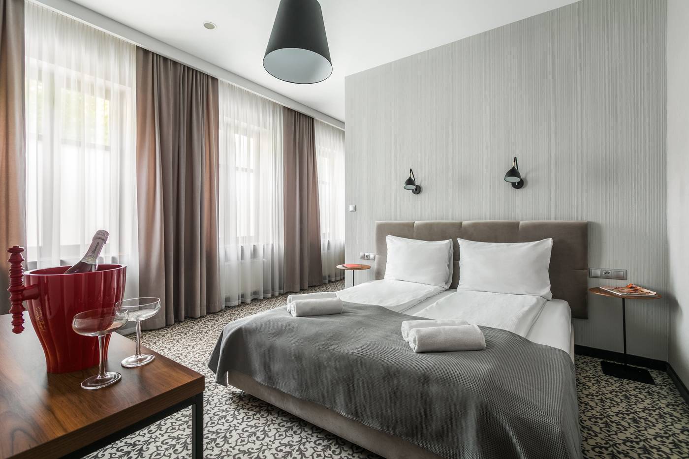 No-23-Premium-Aparthotel-Room-27