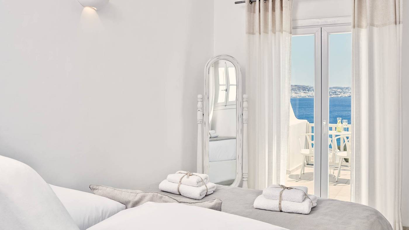 Mykonos-Princess-Hotel-Room-50