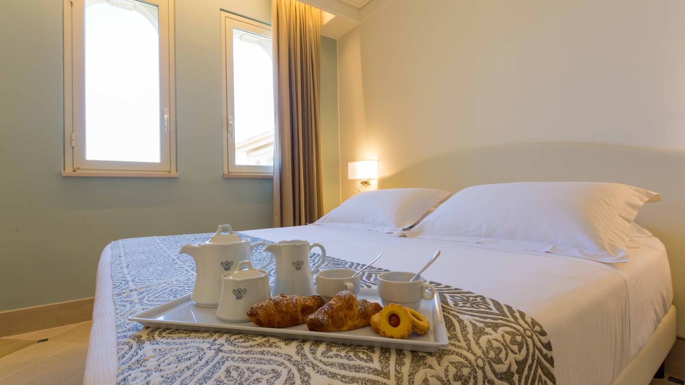 Hellenia-Yachting-Room-23