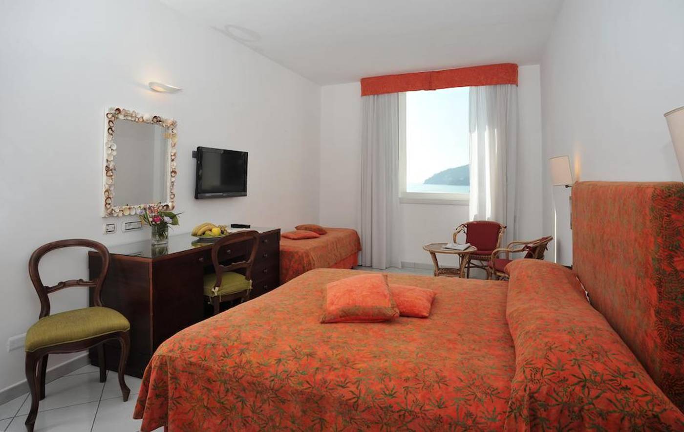 Marina-Riviera-Room-5