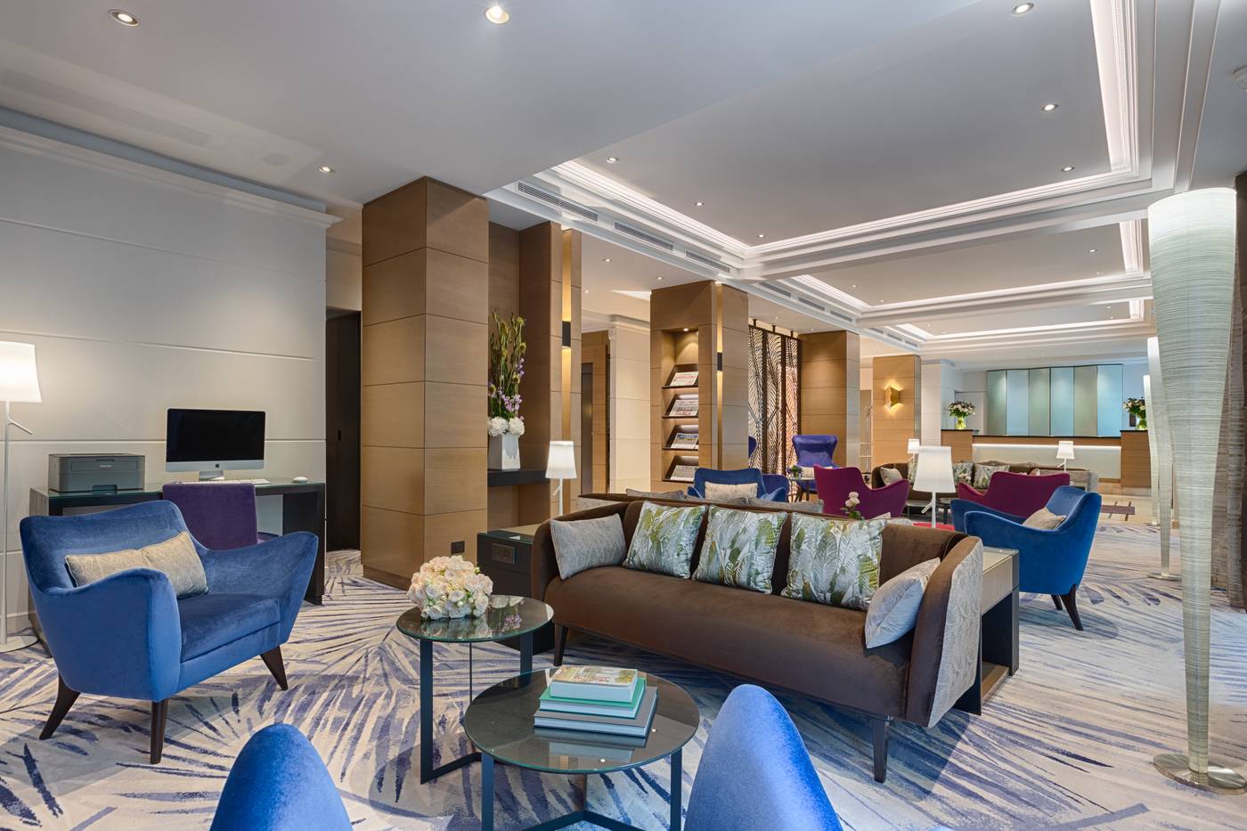 Garden-Elysee-Lobby-11