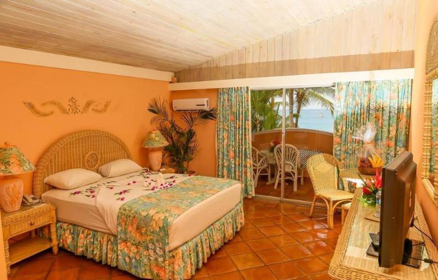 Coco Reef Resort and Spa