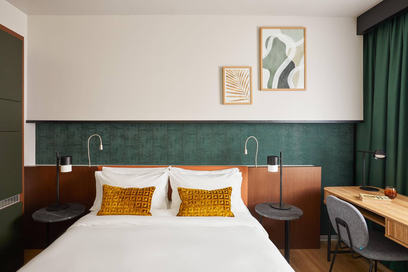 Madrid---Centre-Retiro-Room-5