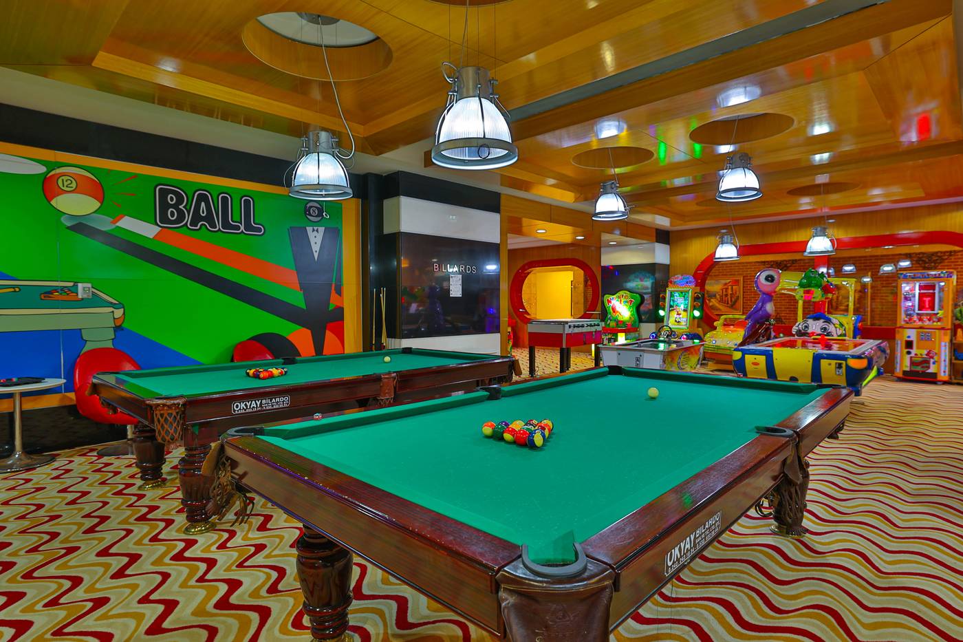 Crystal Family Resort