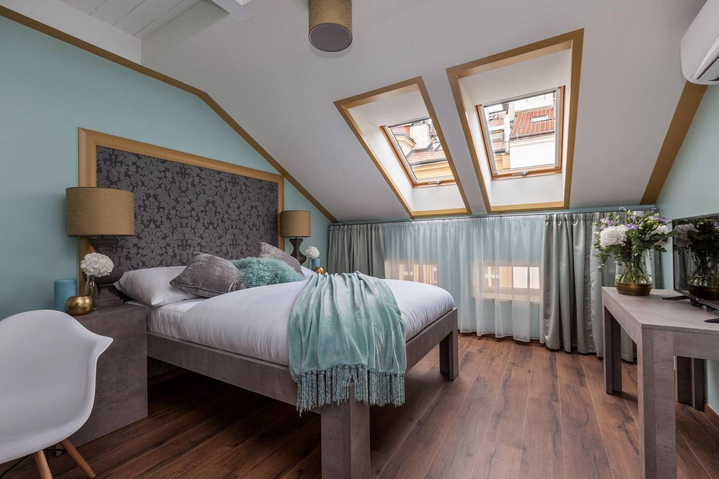 Gorgeous-Prague-Rooms-Room-13