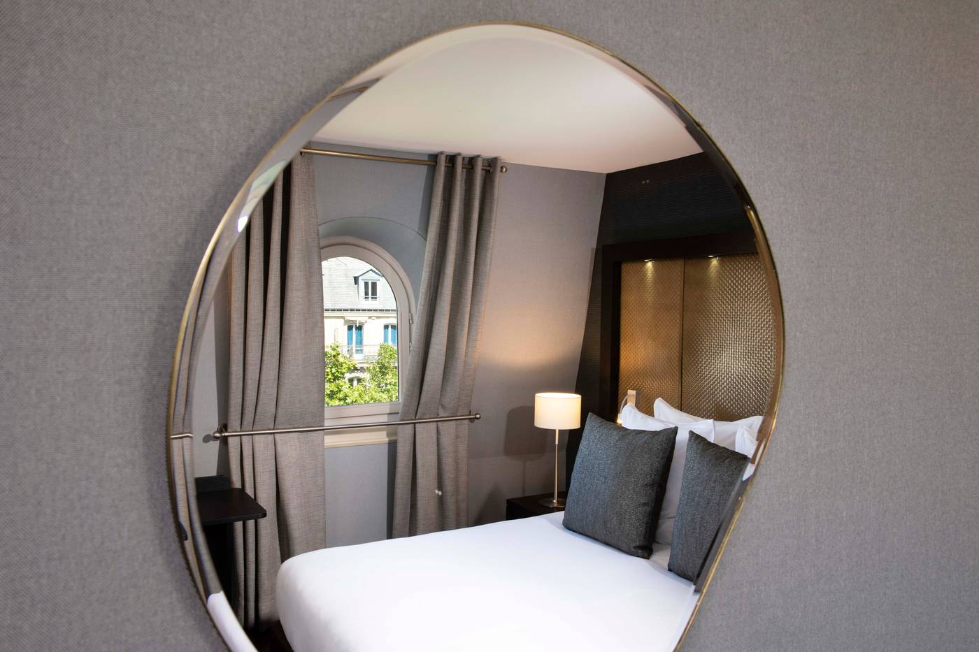 Hotel-Elysees-Regencia-Room-42