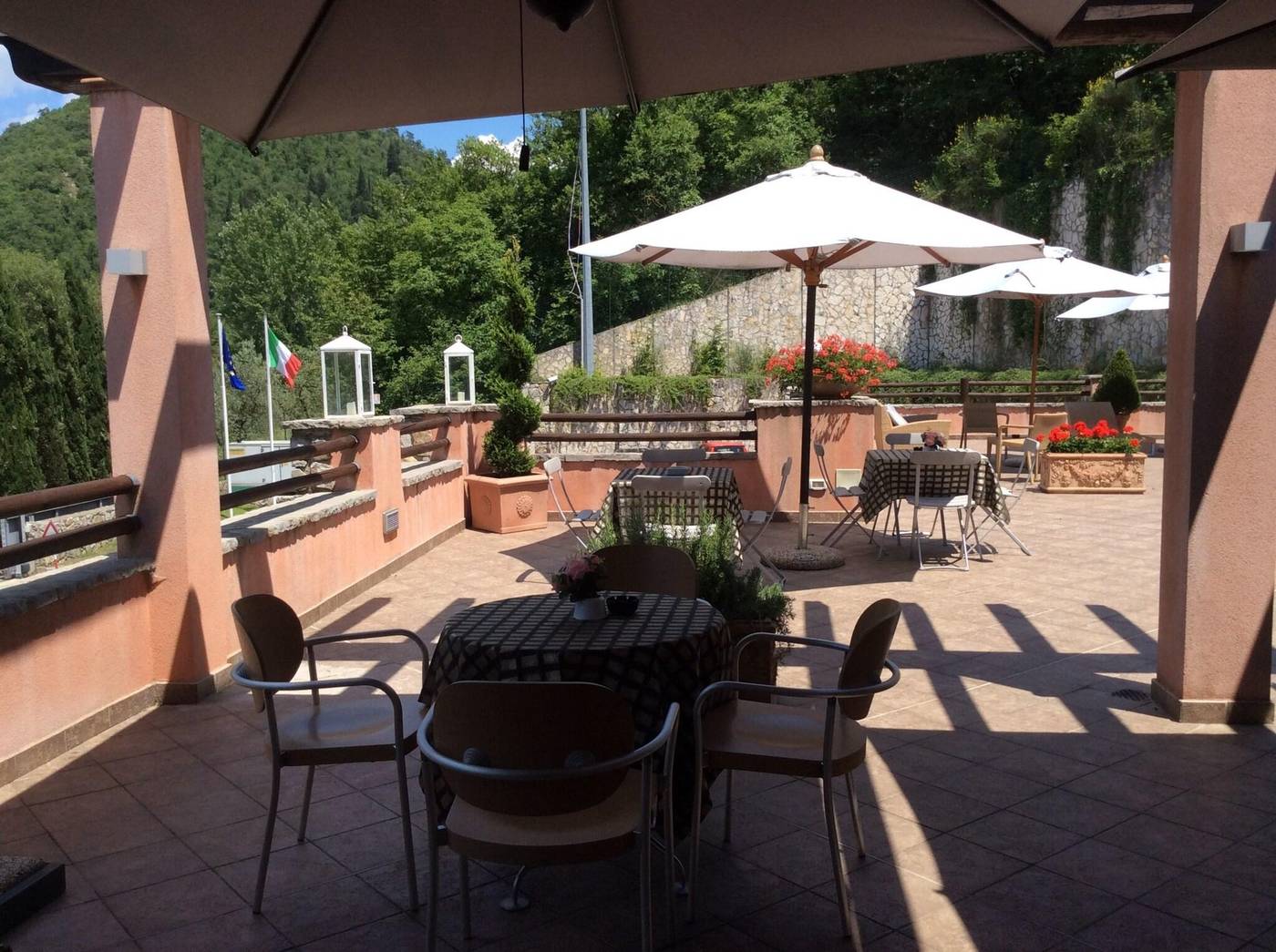 Meridiana-Country-Terrace-3