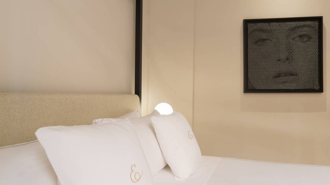 Elizabeth-Unique-Hotel-Room-52