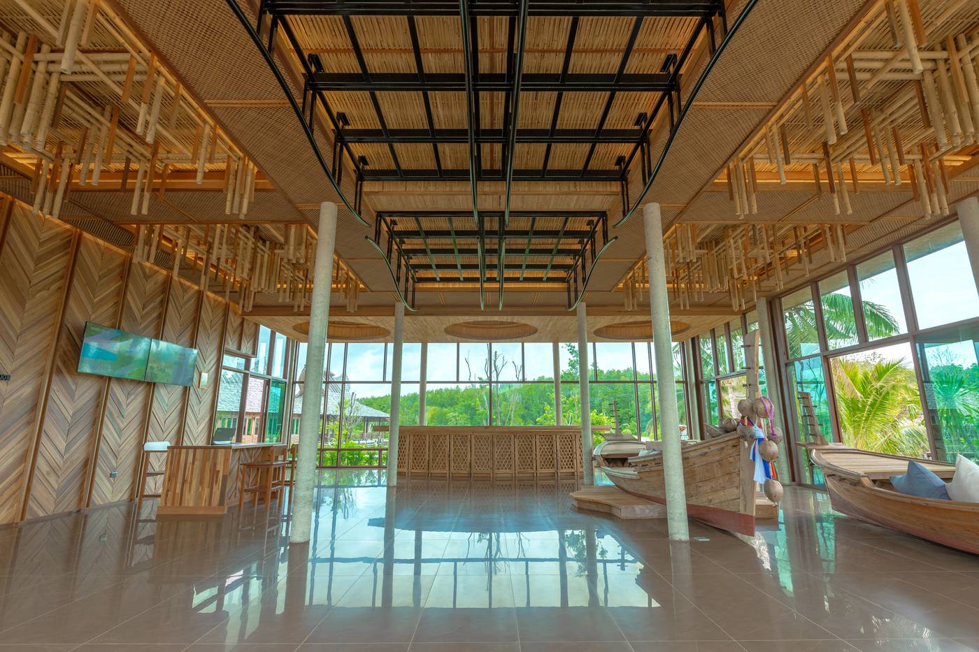 Venice-Krabi-Villa-Resort-Lobby-32