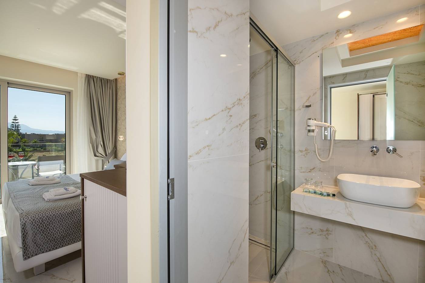 Vantaris-Luxury-Beach-Resort-Room-51