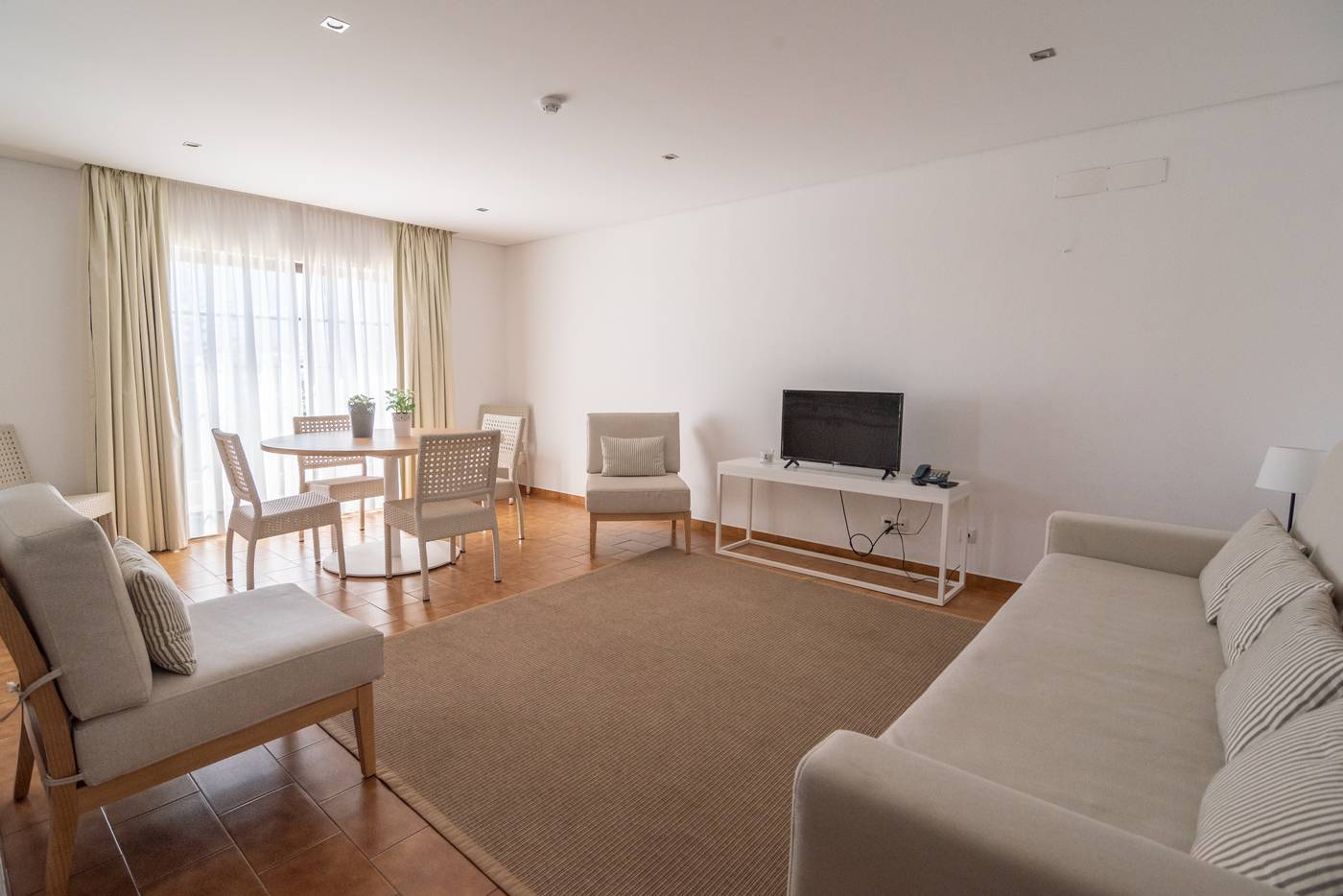 Novochoro-Apartments-Room-26