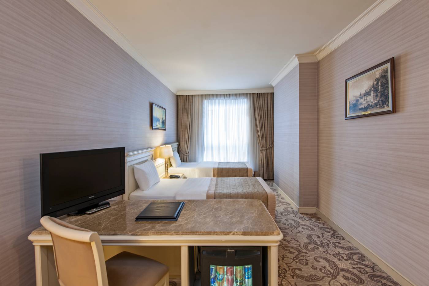Elite-World-Comfy-Istanbul-Taksim-Hotel-Room-22