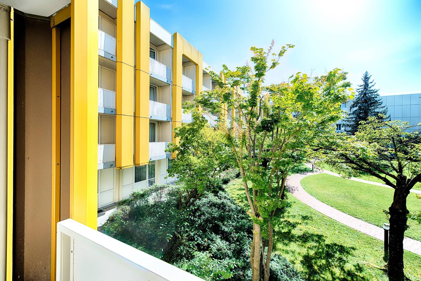 Holiday-Inn-Munich-South-General-view-2