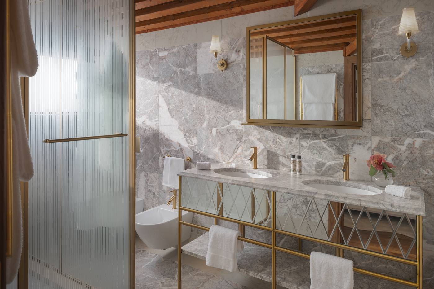 Gabrielli-Sandwirth-Room-44