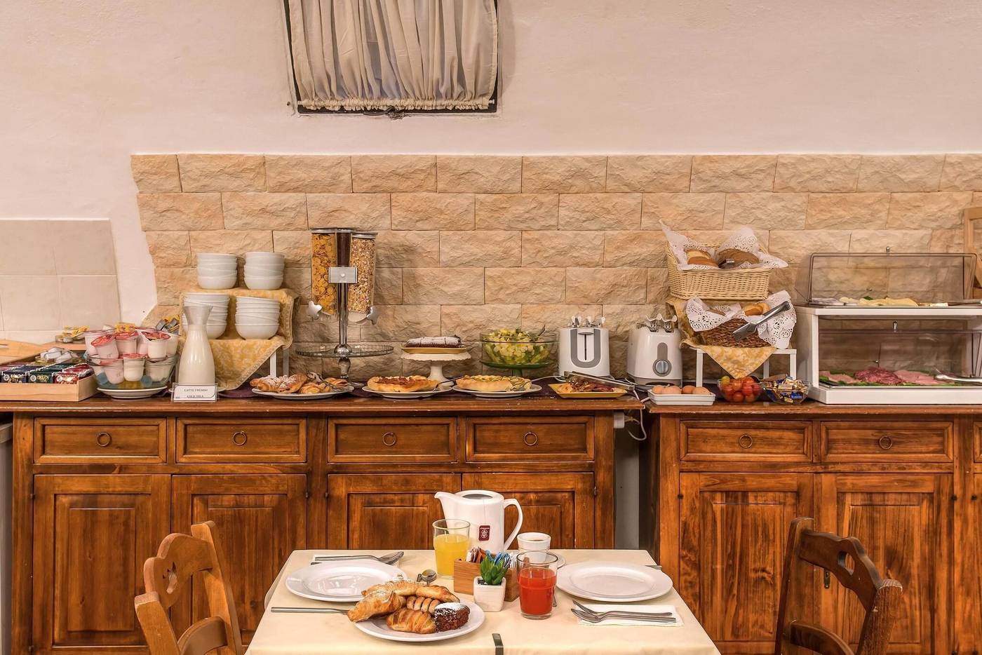 Relais-Le-Clarisse-Restaurant-19