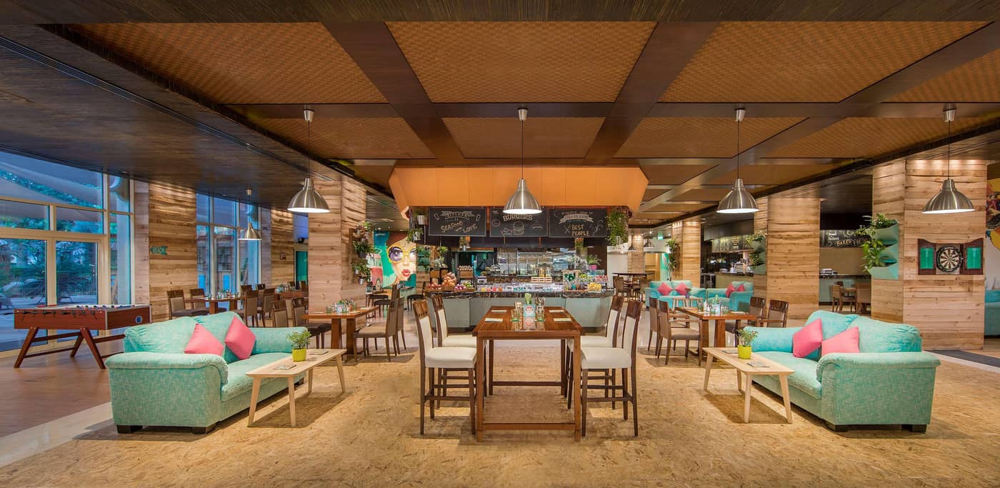 Grand-Hyatt-Doha-Hotel---Villas-Restaurant-11