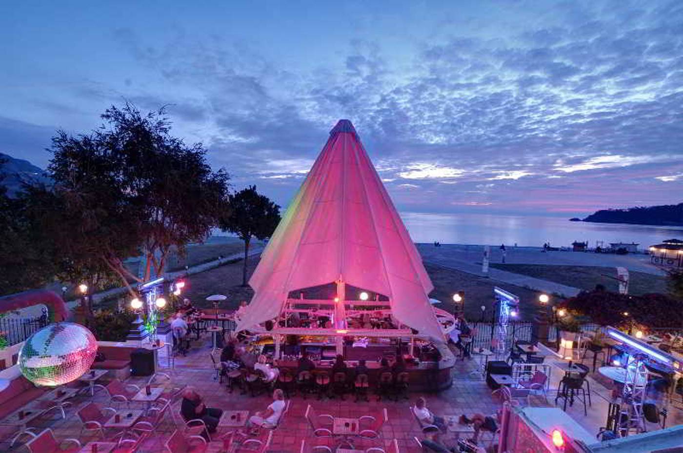 Belcekiz-Beach-Club-Bar-36