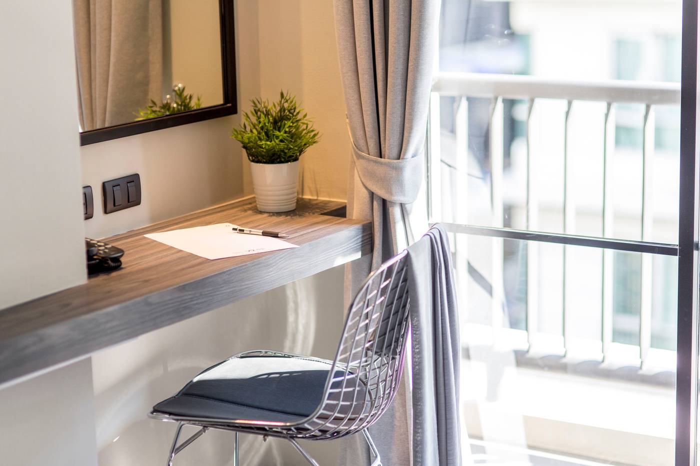 Cross-Vibe-Bangkok-Sukhumvit-Room-48