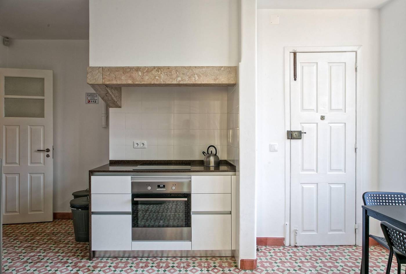 Home-Out-Rooms---Apartments-Room-99