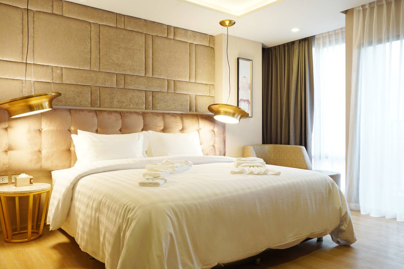 De-Prime-Rangnam-Hotel-Room-12