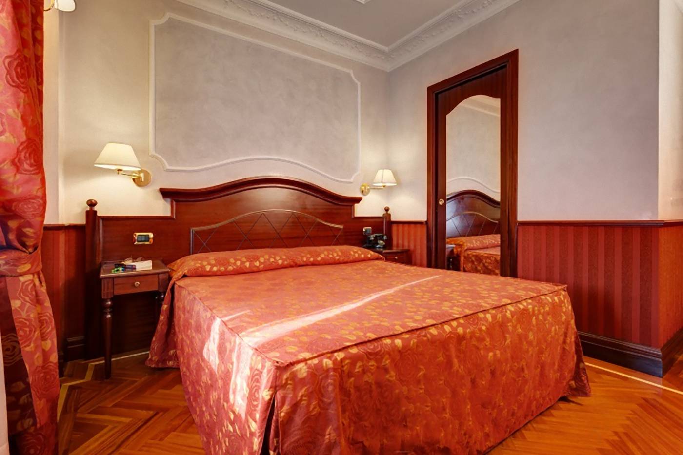 Best-Roma-Room-20