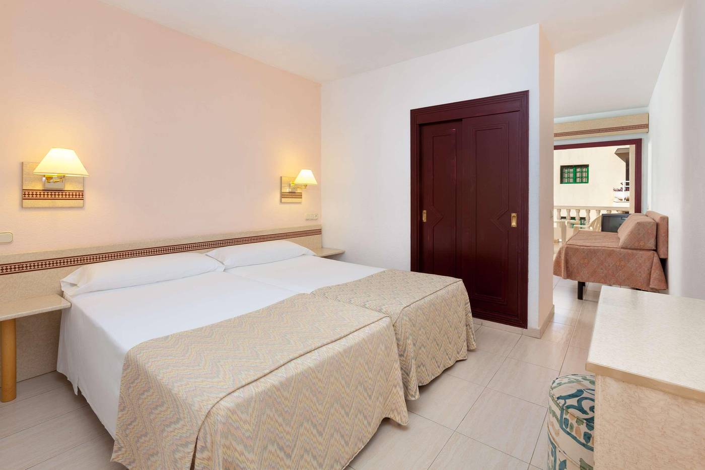 Sol-la-Palma-Room-48